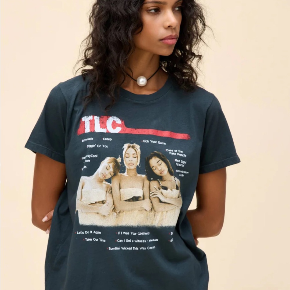Daydreamer TLC Graphic Black Tee